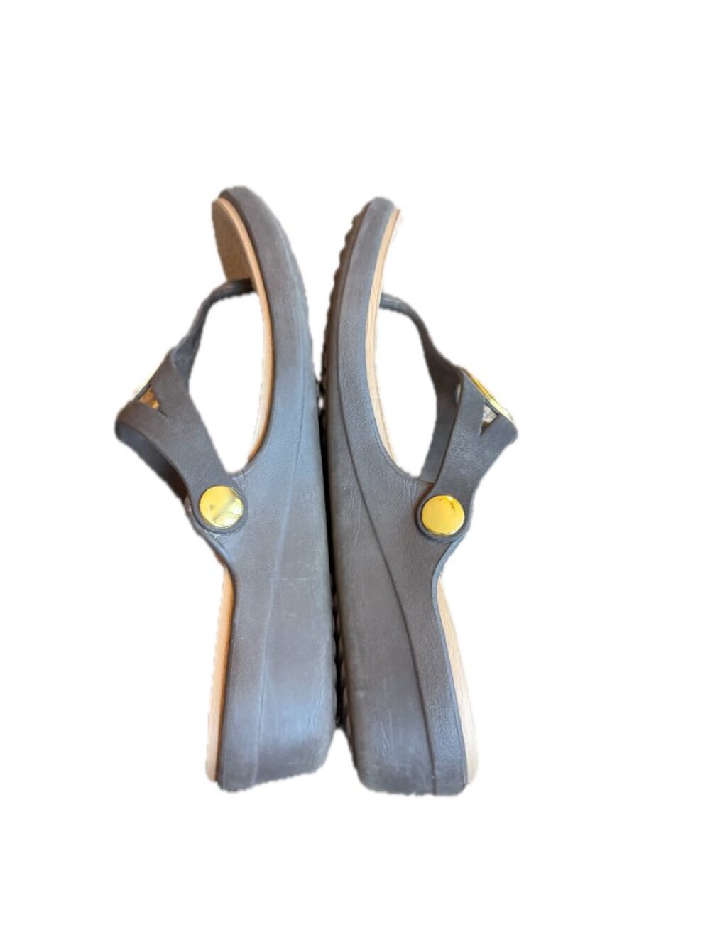 Crocs Black Gold O Ring Wedge Flip Flop Sandals Lightweight Strap Size 8 Women's - Picture 8 of 11